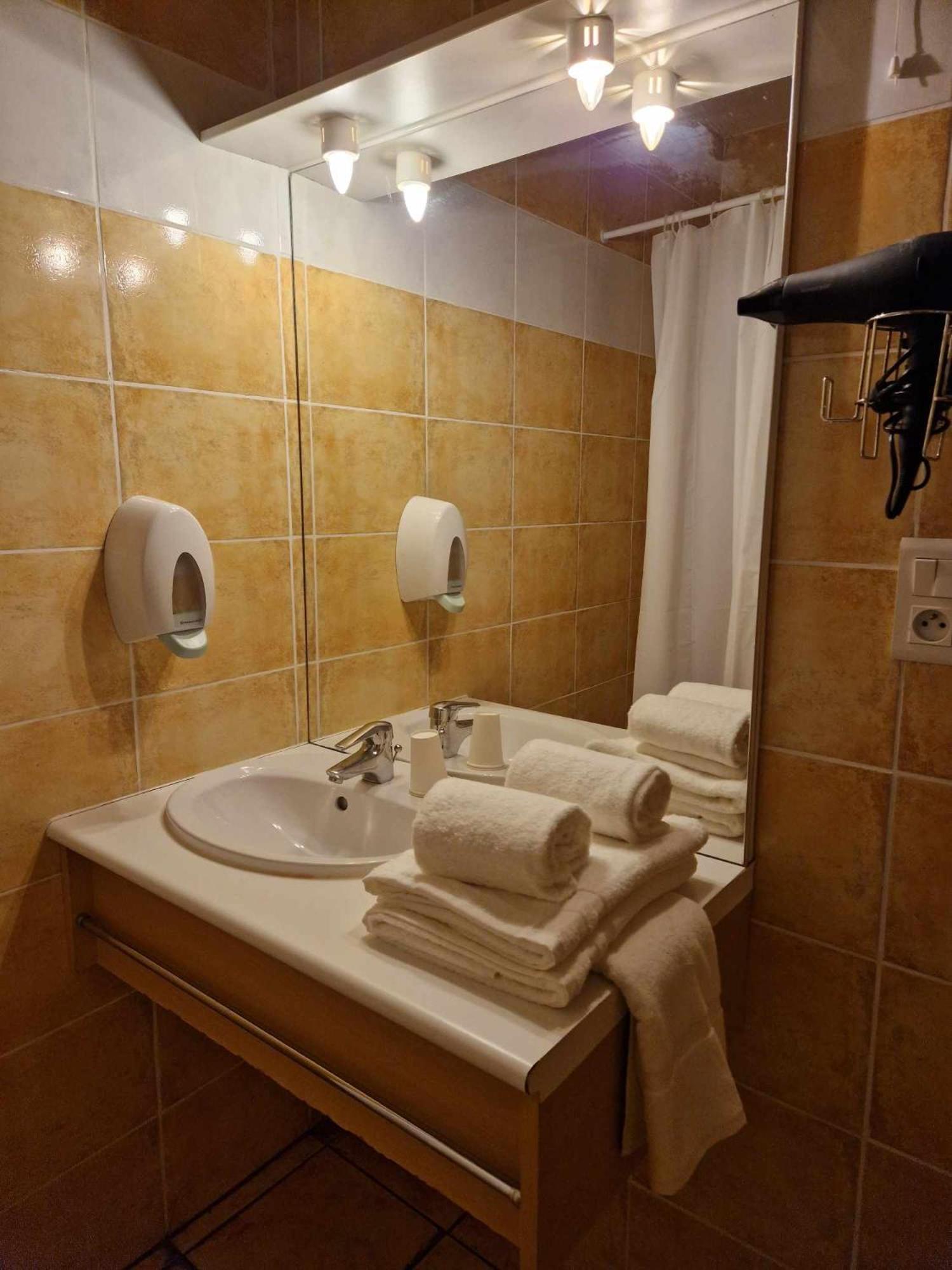 מילאו Tempo Hotel מראה חיצוני תמונה